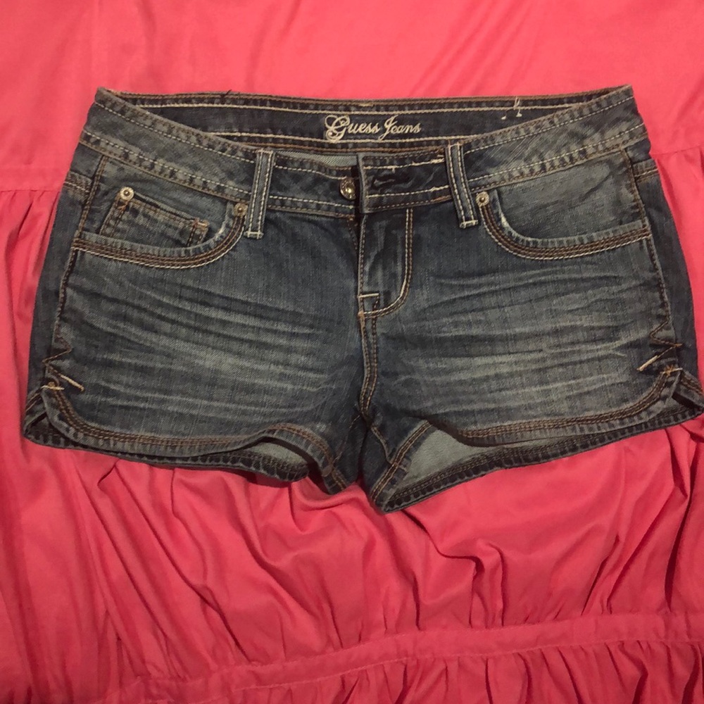 💥BRAND NEW GUESS DENIM SHORTS!